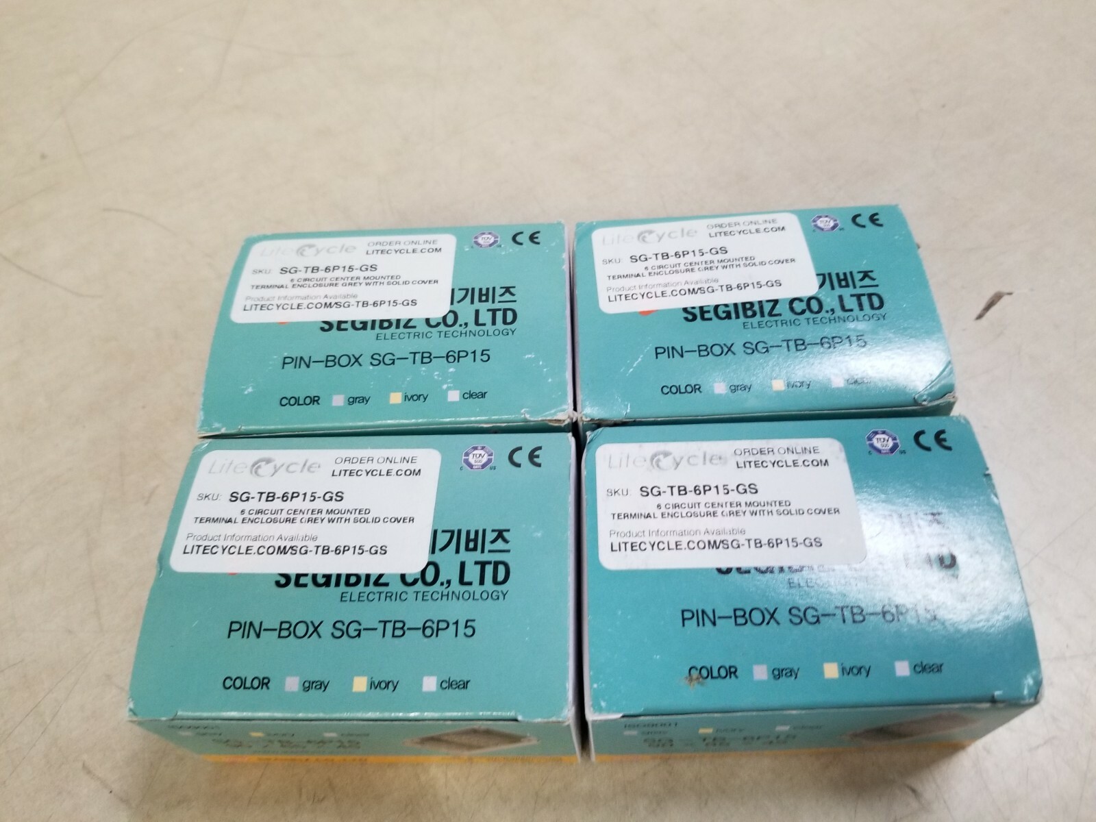Lot of 4 - LiteCycle SG-TB-6P15-GS 6 Circuit, 12 Terminal Enclosure, Ivory