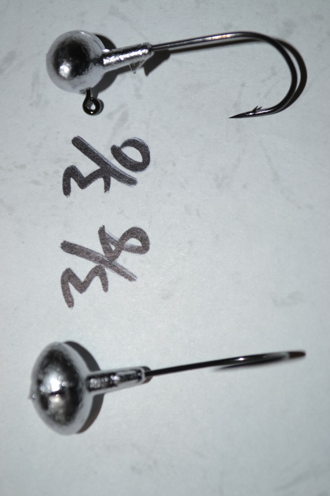 3/8 football jig heads 3/0 NEEDLE POINT BLACK NICKEL hook  25 pk bass walleye