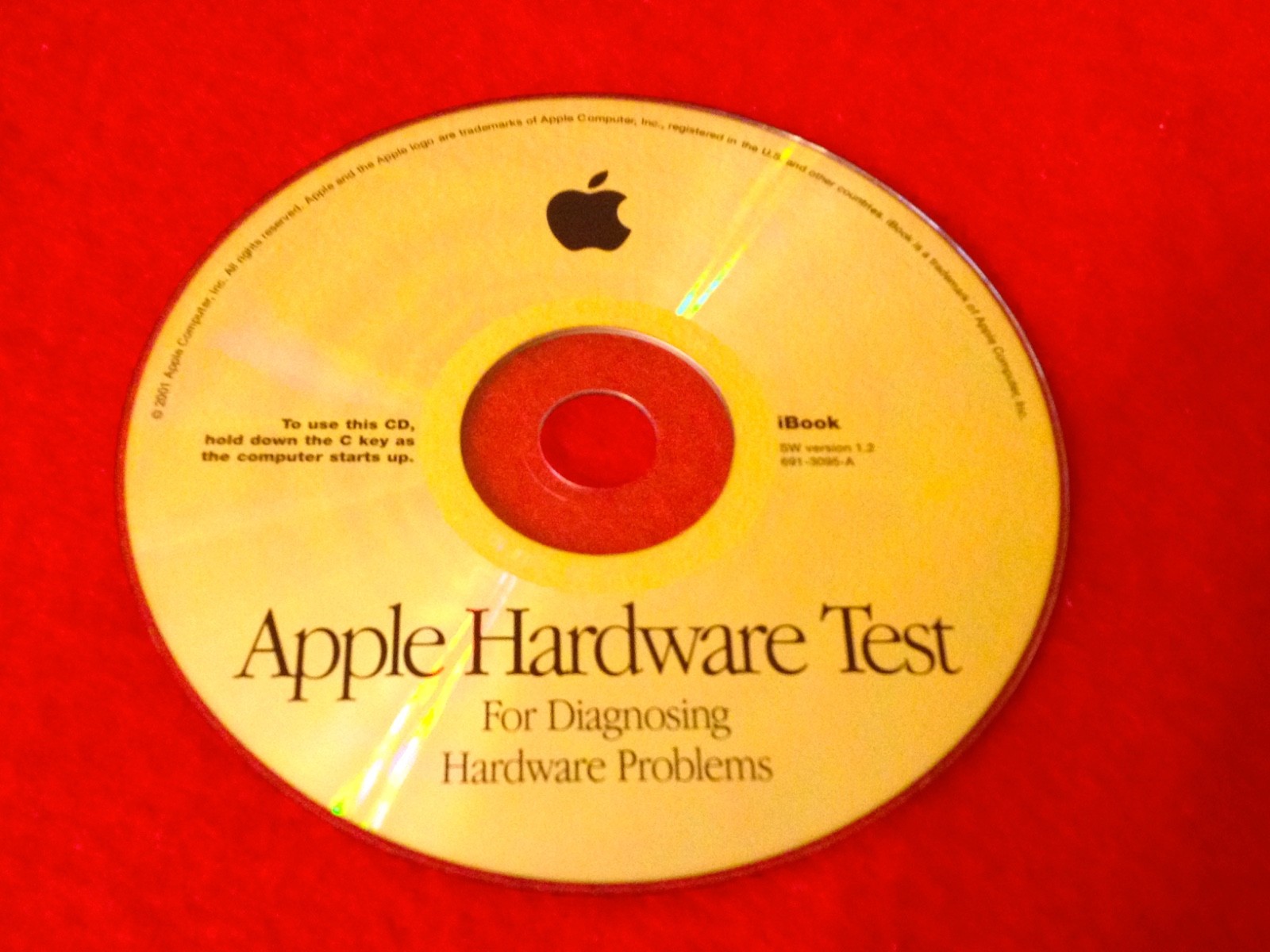 iBook AHT Disc v1.2  691-3095-A / Macintosh Computer Software
