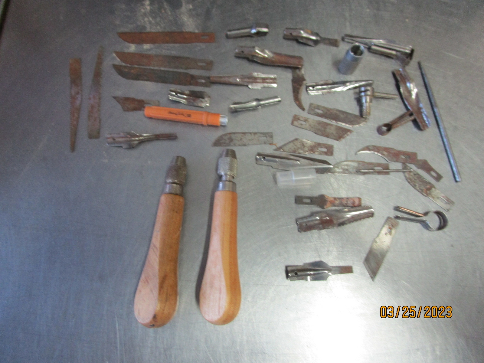 Lot of Various Axto Wood Carving Blades & Handles