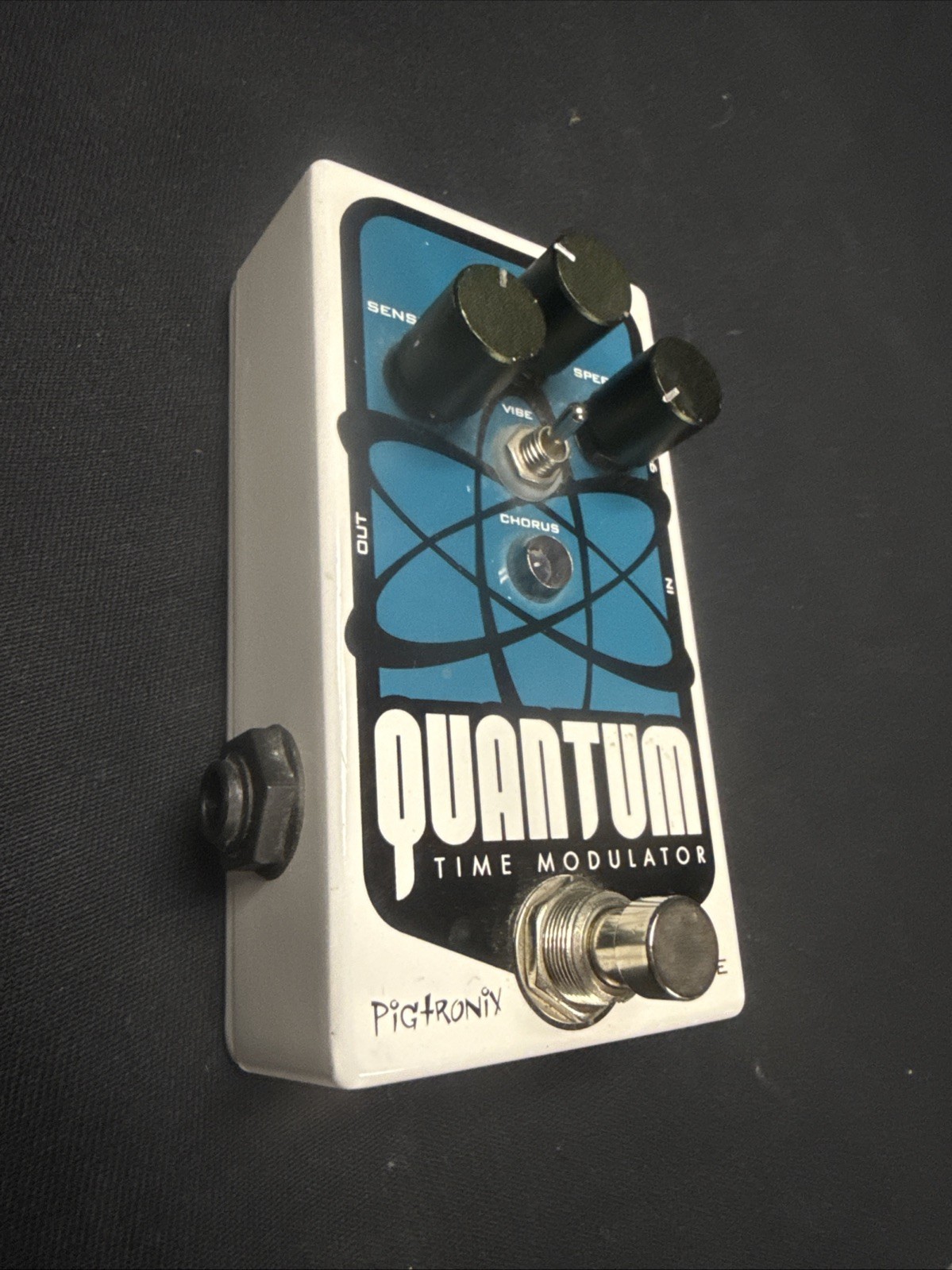 PiGtRONiX Quantum Time Modulator Effects Pedal Used