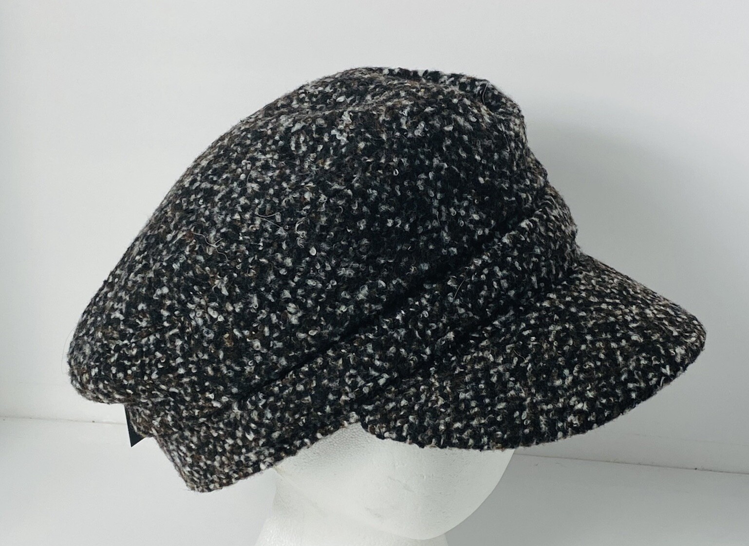 Amiee Lynn Marble Brown Tweed Cabbie Cushioned Hat One Size NWT