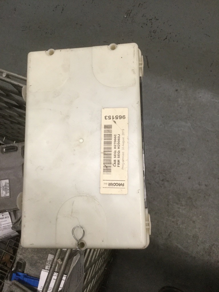 KENWORTH ECC (Electronic Chassis Control) Part Number 2002009064