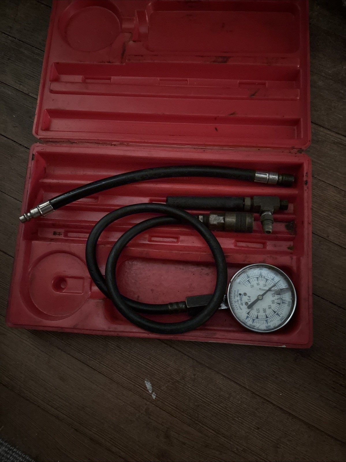 Snap-on MT307KB Compression Tester Kit  Missing One Piece