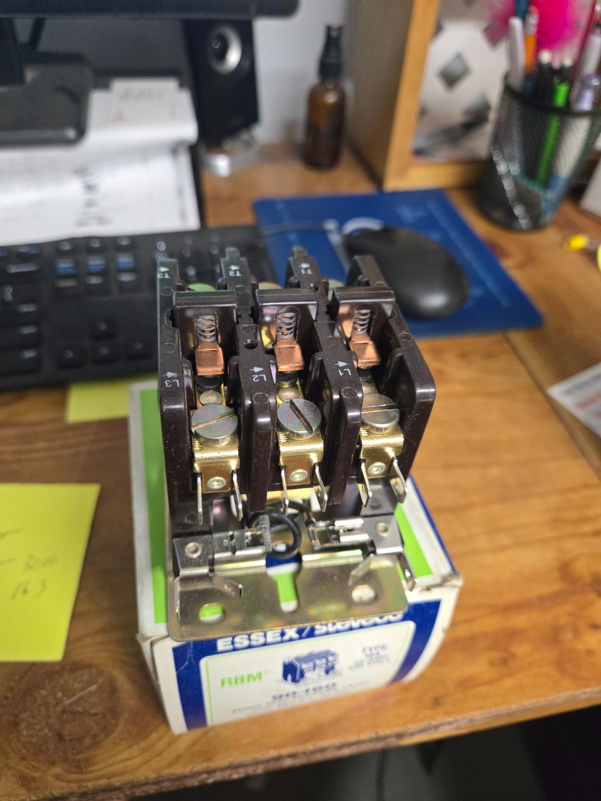 90-160 Contactor 3 pole, 24V coil, 25 amp, New