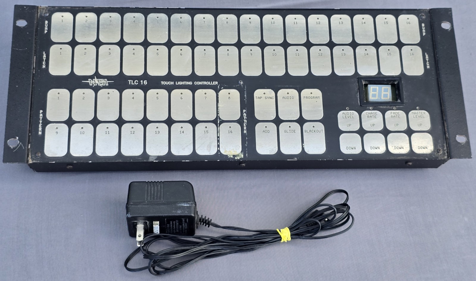 NSI TLC 16 Touch DMX Lighting Controller Powers On Untested [Parts / Repair]