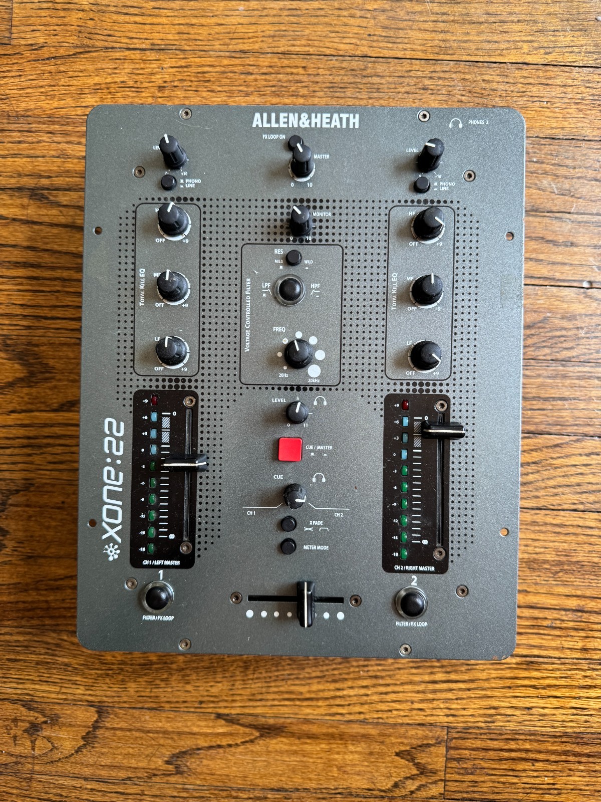 ALLEN & HEATH XONE 22 2-CHANNEL DJ MIXER WITH POWER SUPPLY GOOD WORKING ORDER