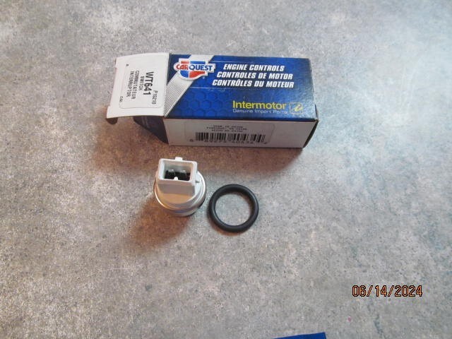 WT641 Intermotor Engine Cooling Fan Switch xref. Standard TS-369 Free shipping