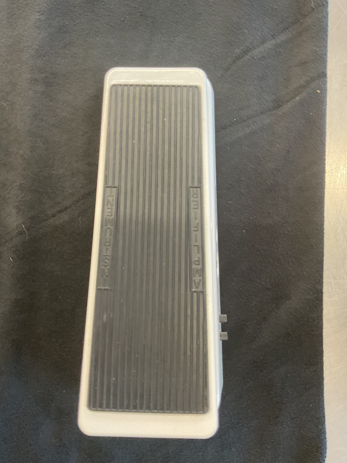 Dunlop Cry Baby Bass Wah Guitar Effect Pedal