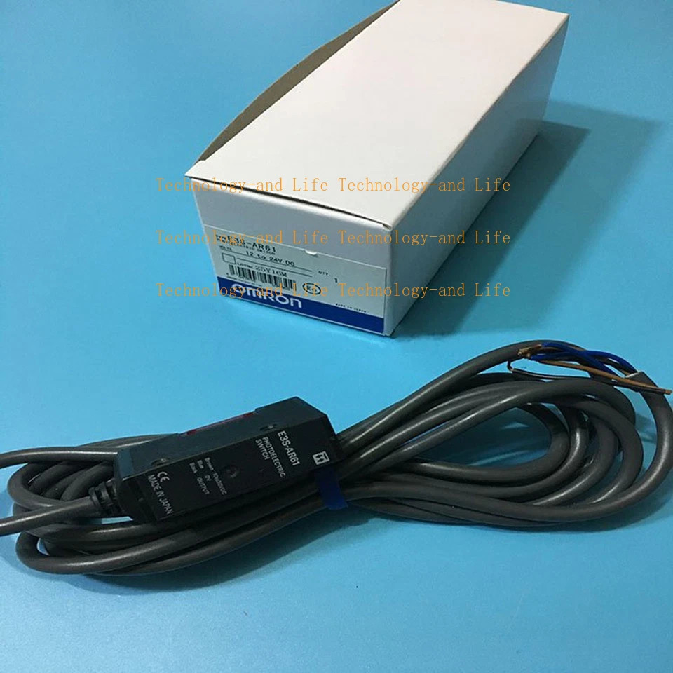 Brand New in Box Omron E3S-AR61 E3SAR61 Photoelectric Switch