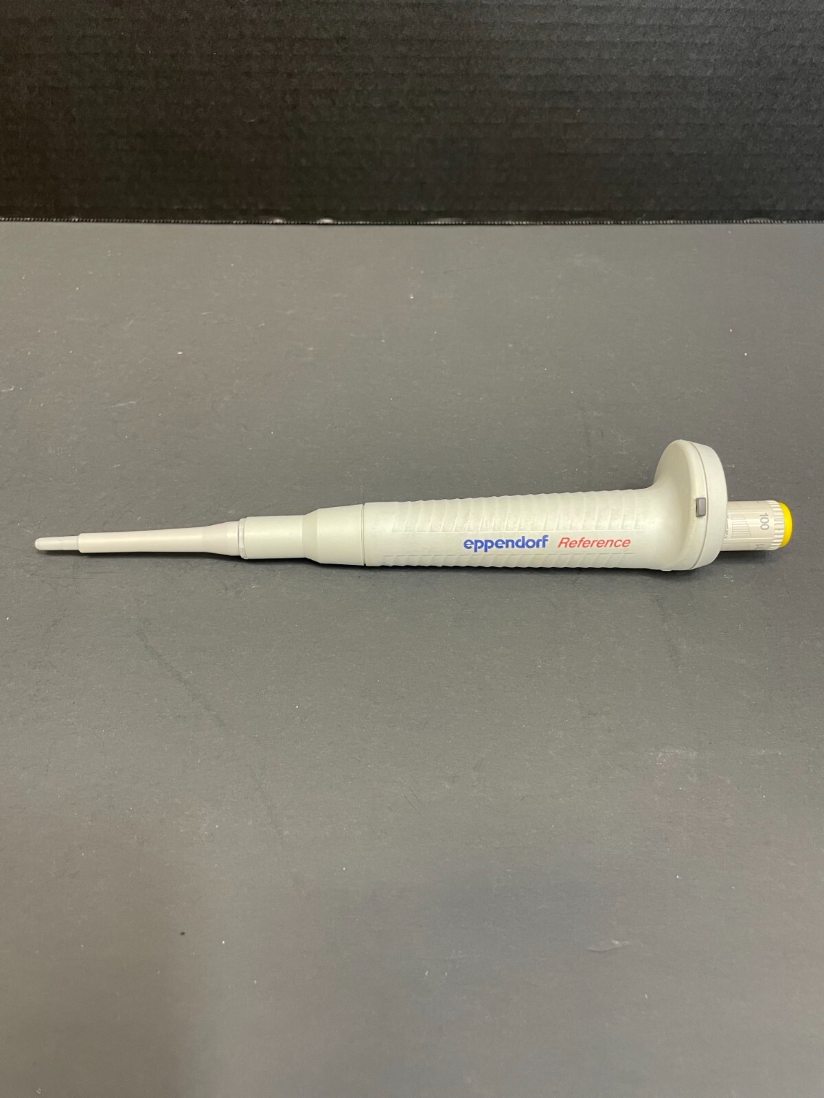 Eppendorf Reference Pipette Adjustable 100 ul Single Channel