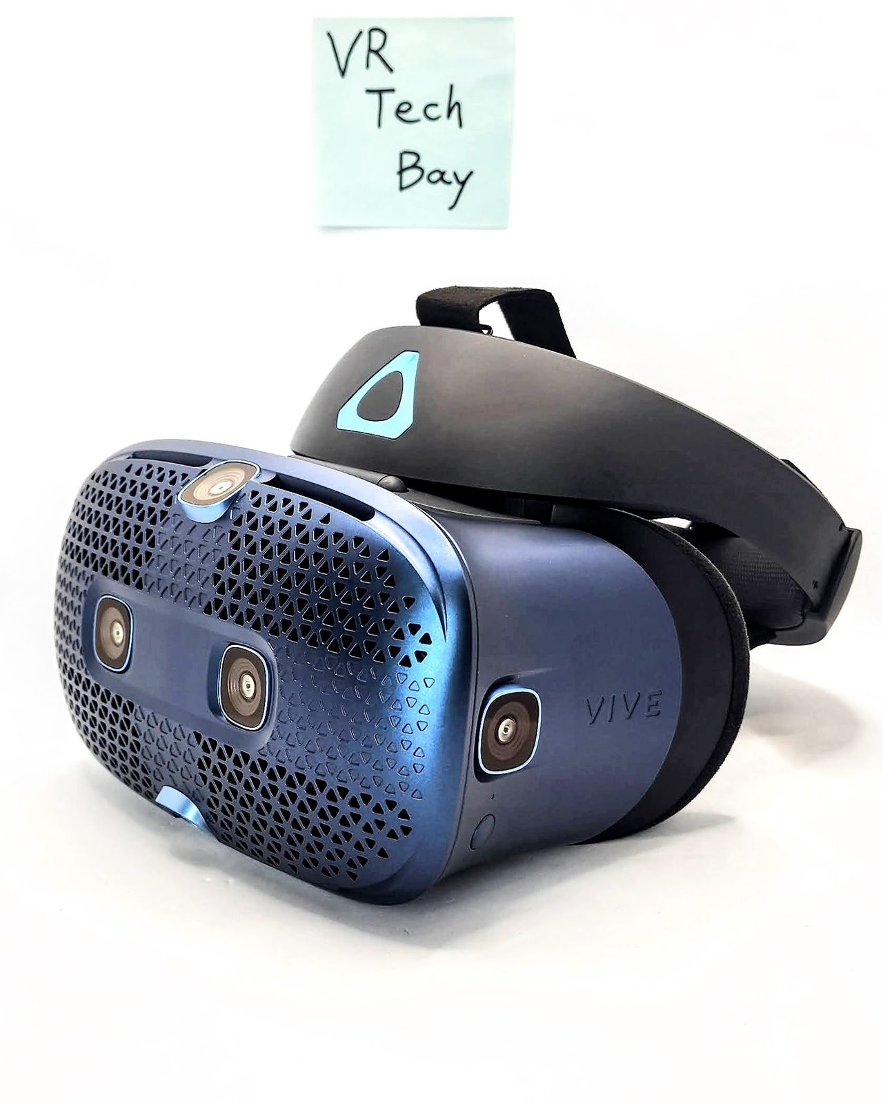 HTC Vive VR Cosmos Headset