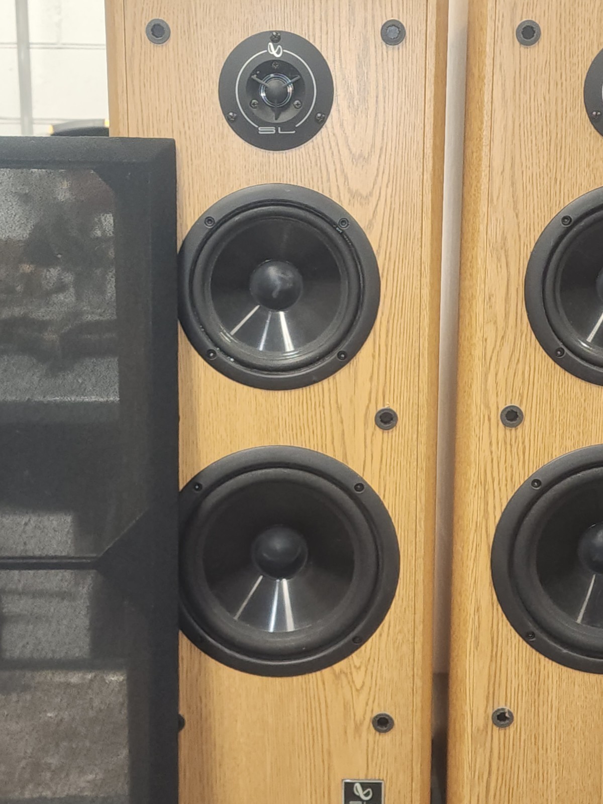 INFINITY SL40 TOWER SPEAKERS SOLID OAK VERIFIED WORKING SOUND SYSTEM Vtg Speaker