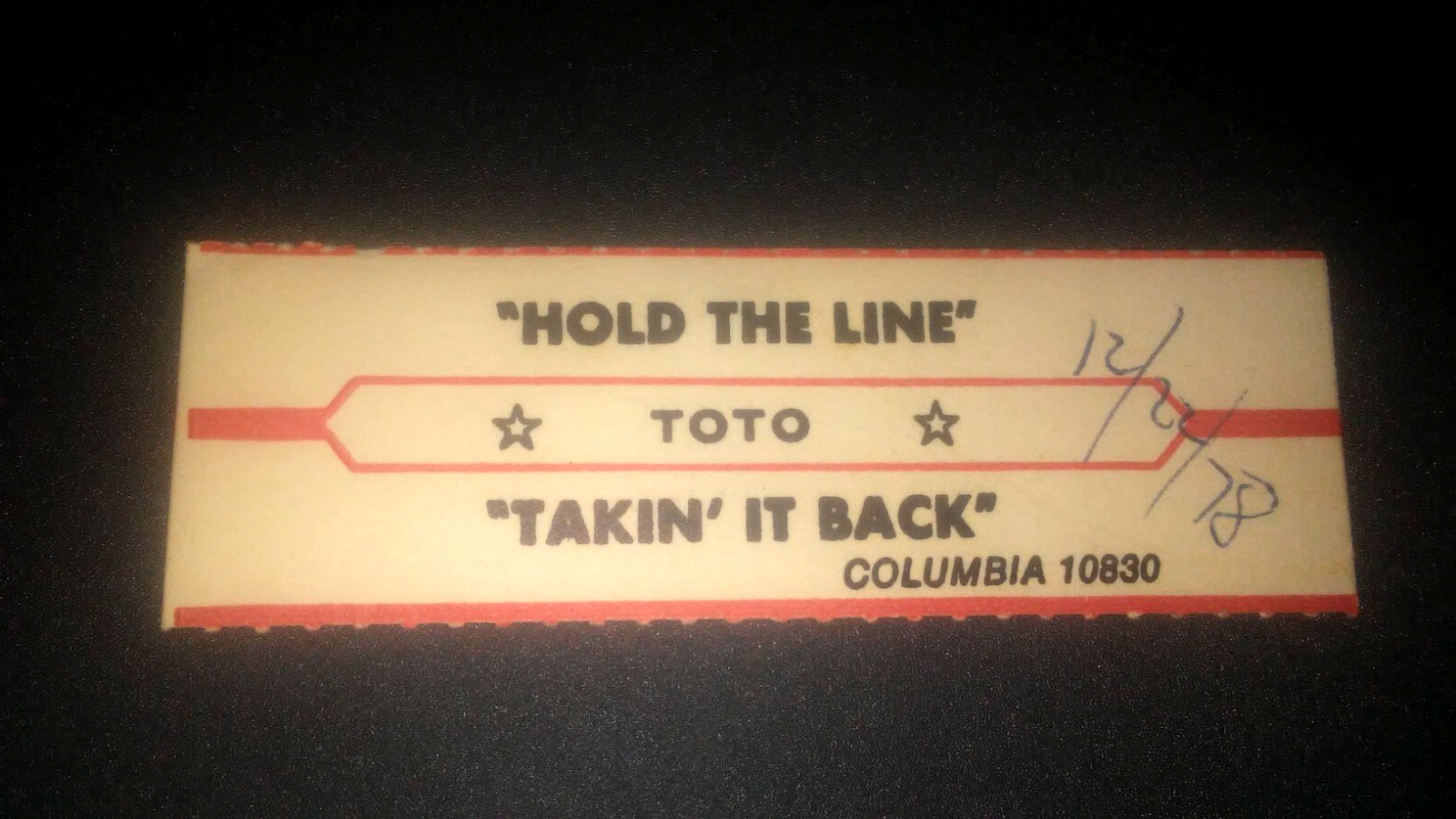 JUKEBOX STRIP (1) TOTO Hold The Line/Takin' It Back 45 L@@K!