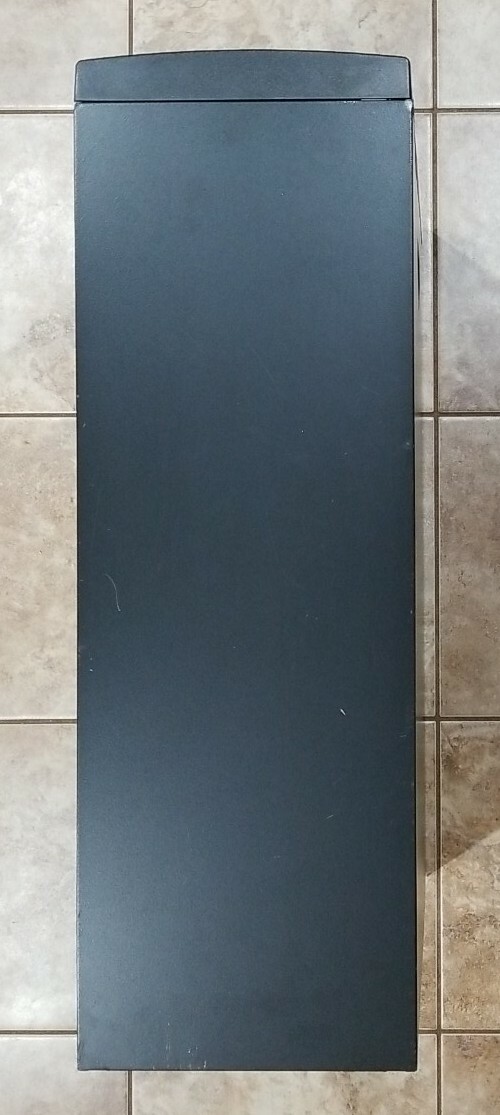 Gateway 980 Empty Barebones Server Chassis with Front Faceplate Bezel & Key *610