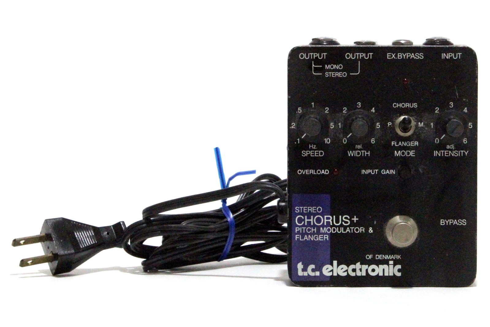 t.c. electronic TYPE P210 STEREO CHORUS+ PITCH MODULATOR & FLANGER 1 Nut MISSING
