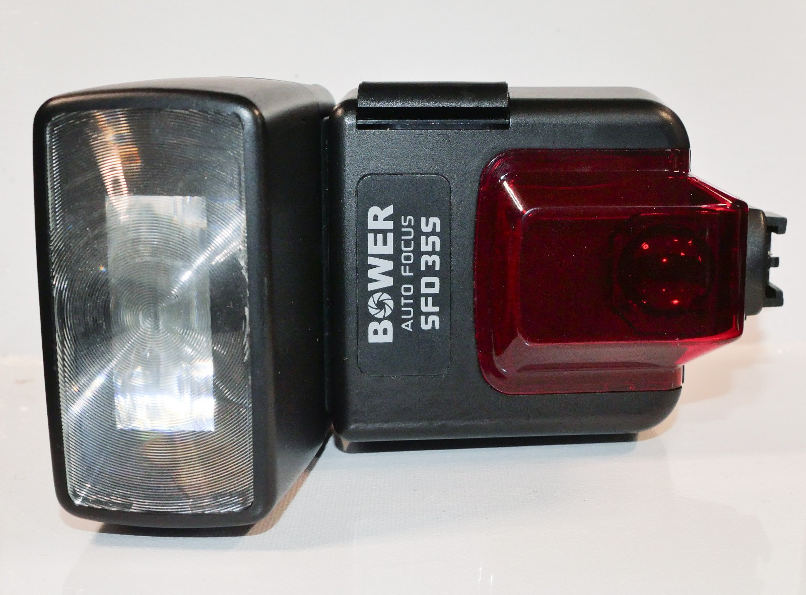 Bower  SFD35 Shoe Mount Flash for  Sony/ Minolta SLR and DSLR cameras.