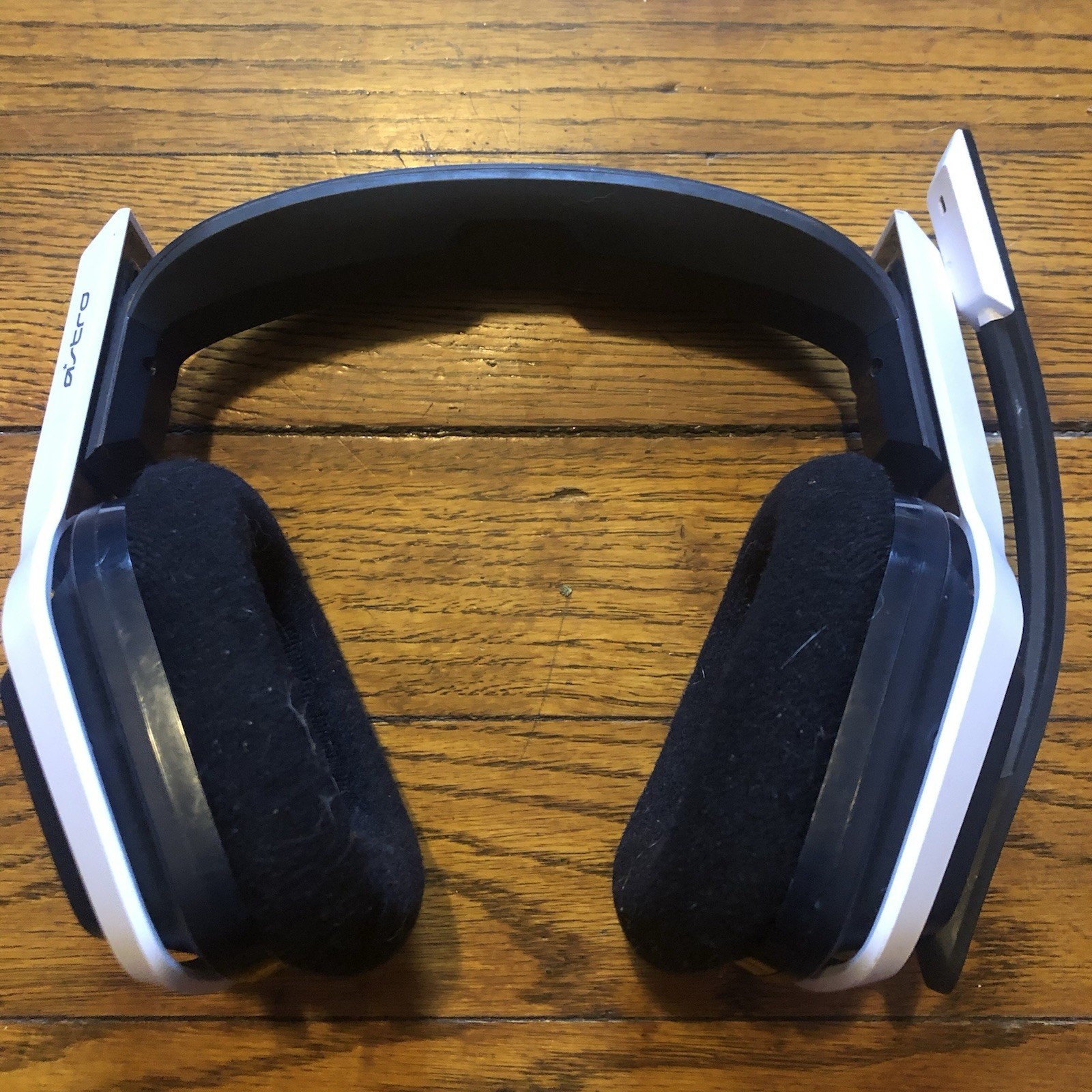 Astro A20 Wireless Gaming Headset White/Blue Gen 1 - HEADSET ONLY No Dongle