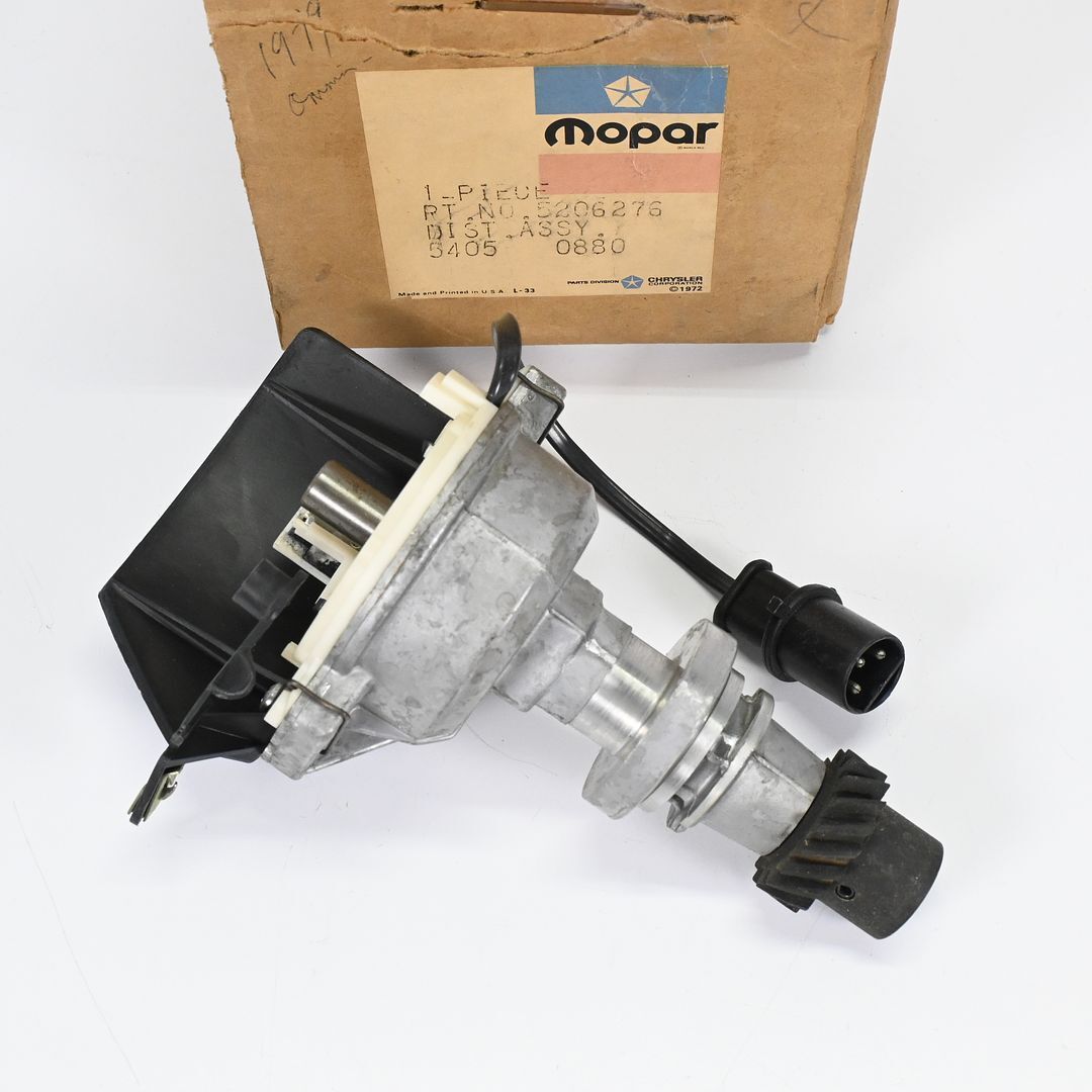 Genuine OEM MOPAR Charger/Turismo/TC3 Distributor Assy. 5206276