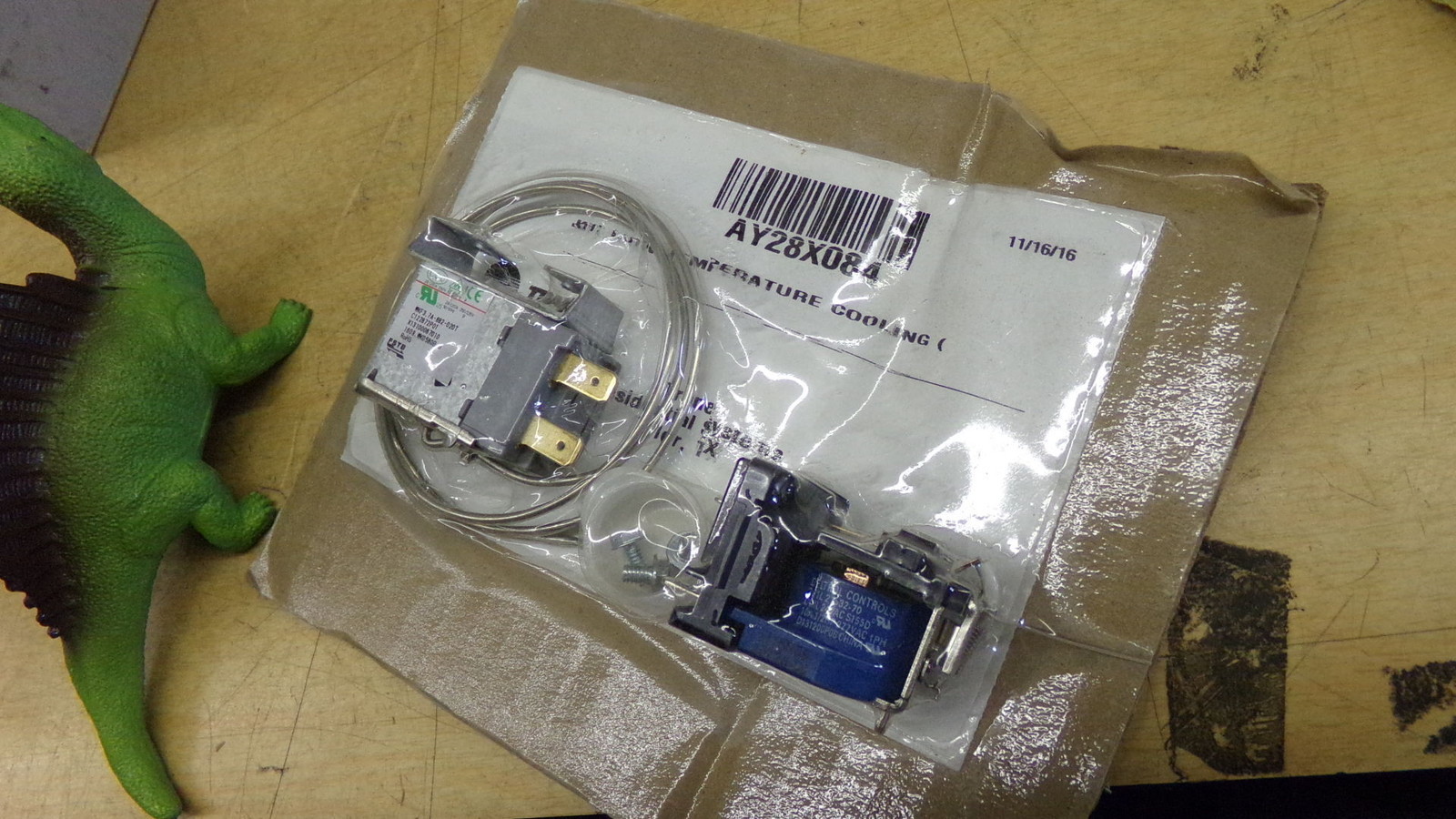 NEW Low Temp Cooling, AY28X084 *Free Shipping*