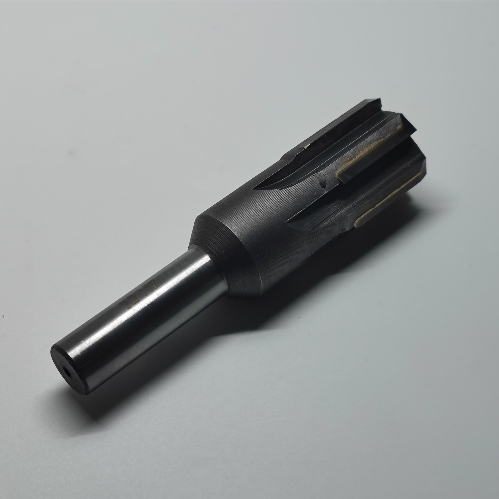1pc Carbide Tip Straight Shank Reamer 32mm Shank diameter 13mm