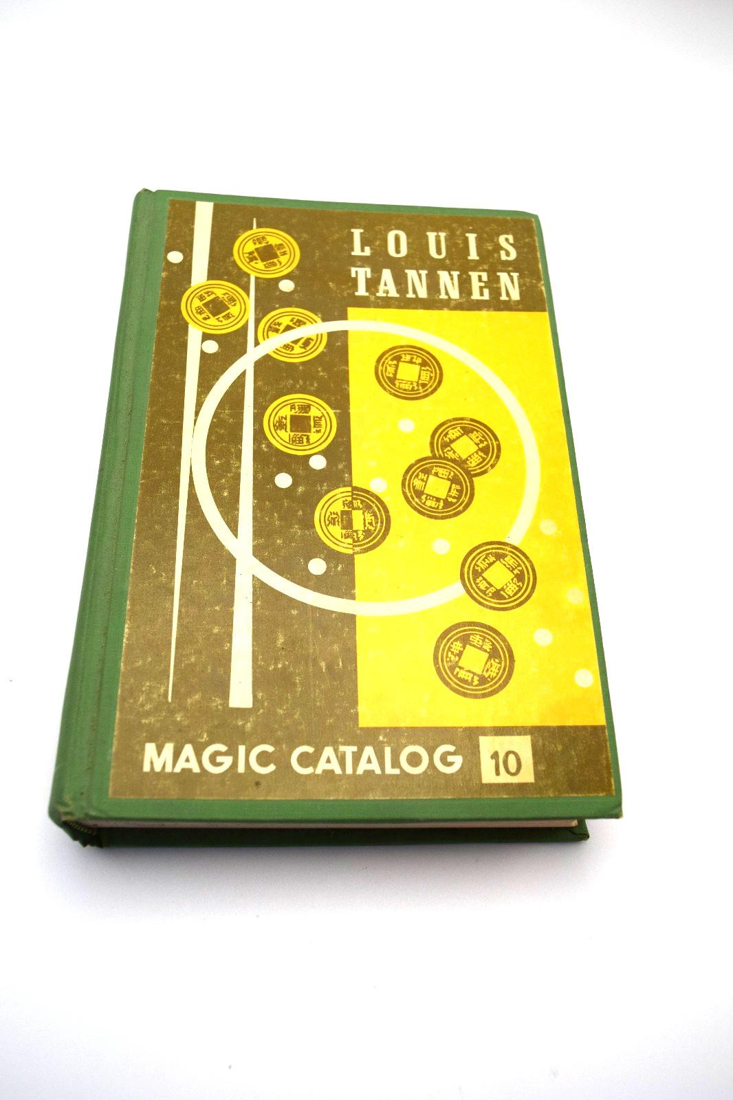 Louis Tannen's No. 10 Catalog of Magic 1973 HC 572 Pages-Very Good