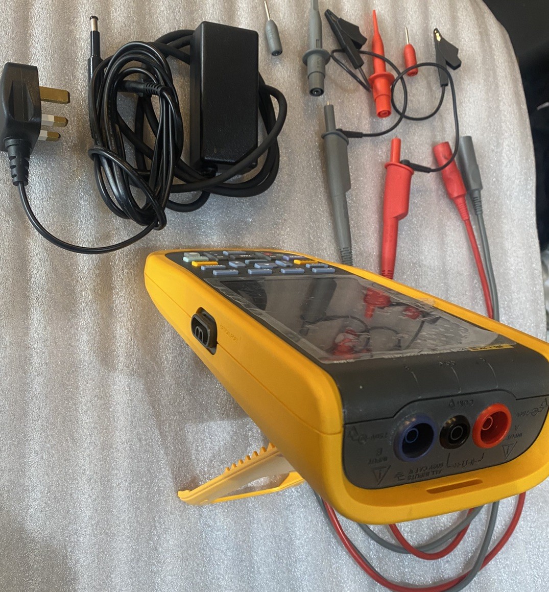 Fluke 123B Industrial Scope Meter