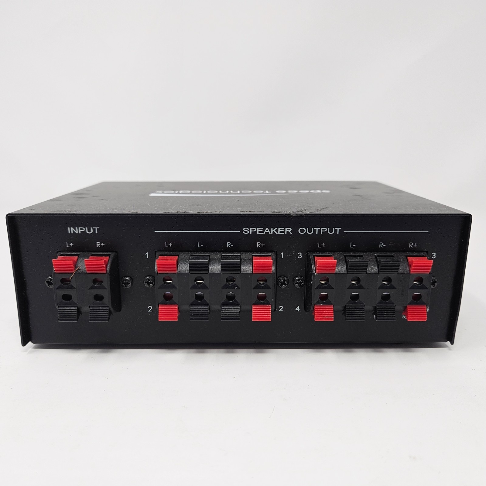 Speco Technologies SSB-4 Four-Pair Stereo Distribution Center