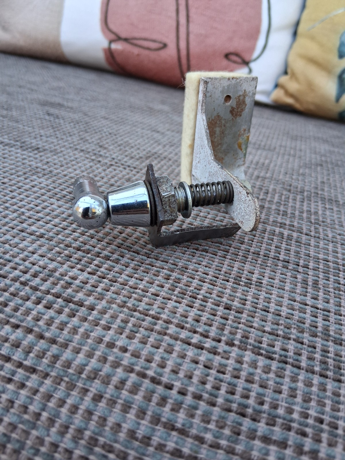 Hayman Vibrasonic Internal Damper.
