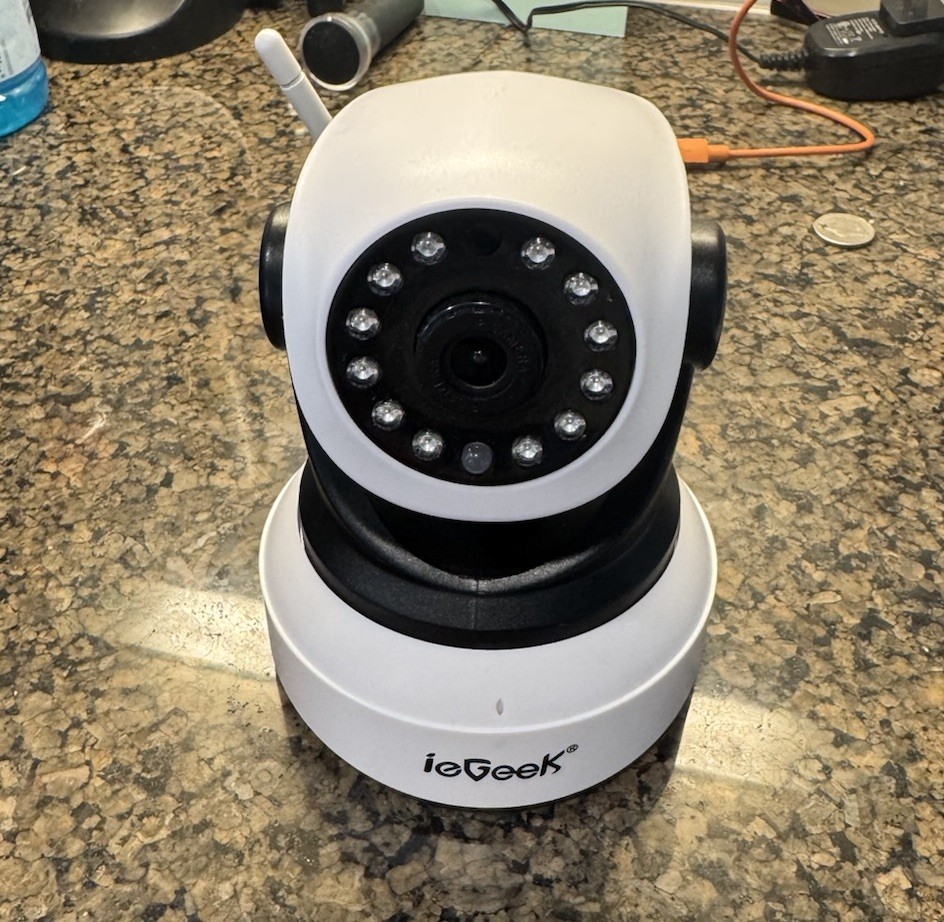 IP Camera C7824WIP WiFii Or eNet Wired Security Baby Camera iOS Android