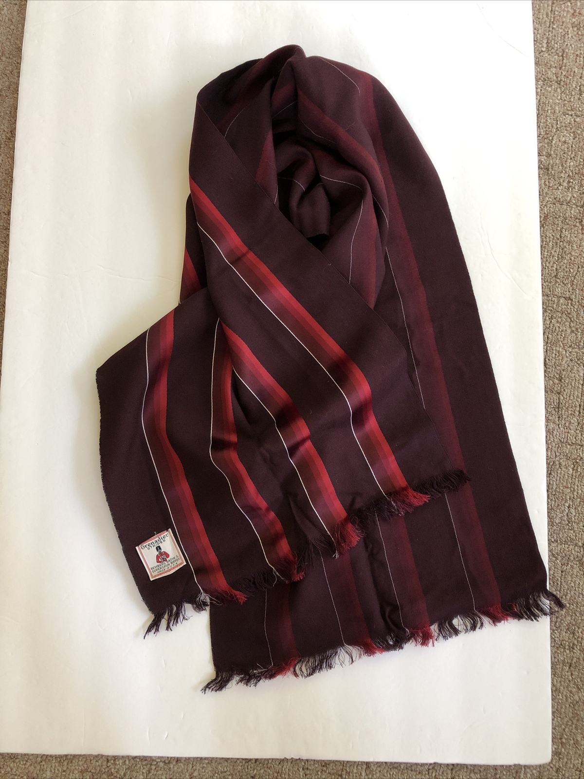VTG Grenadier Stripes Bemberg Satin& Superspun Rayon Mens Rectangular Scarf NWOT