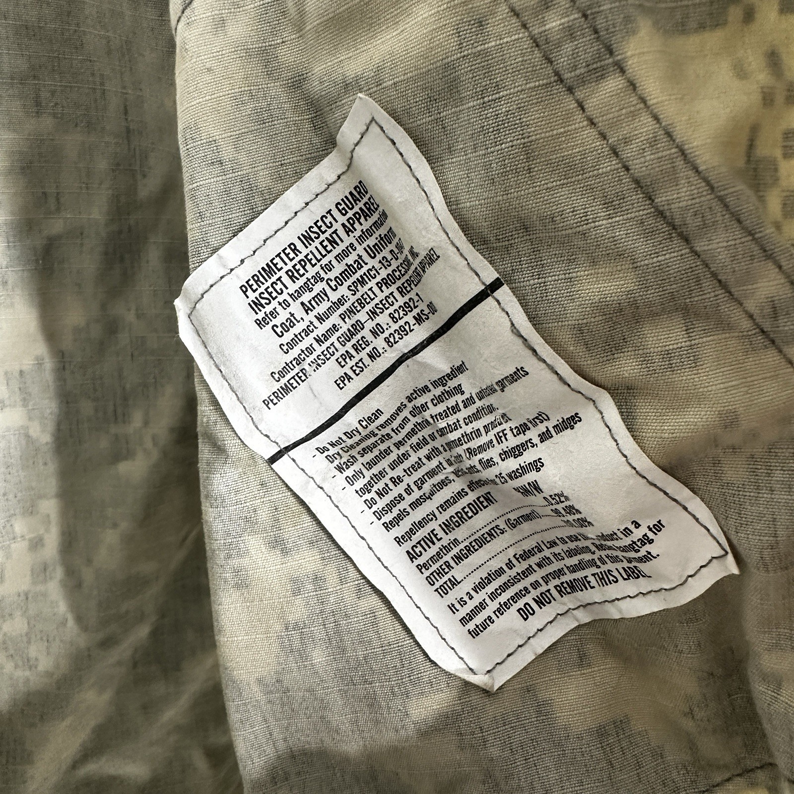 US Military Issue Army Combat Uniform ACU Camo Coat Jacket Medium Regular EXC