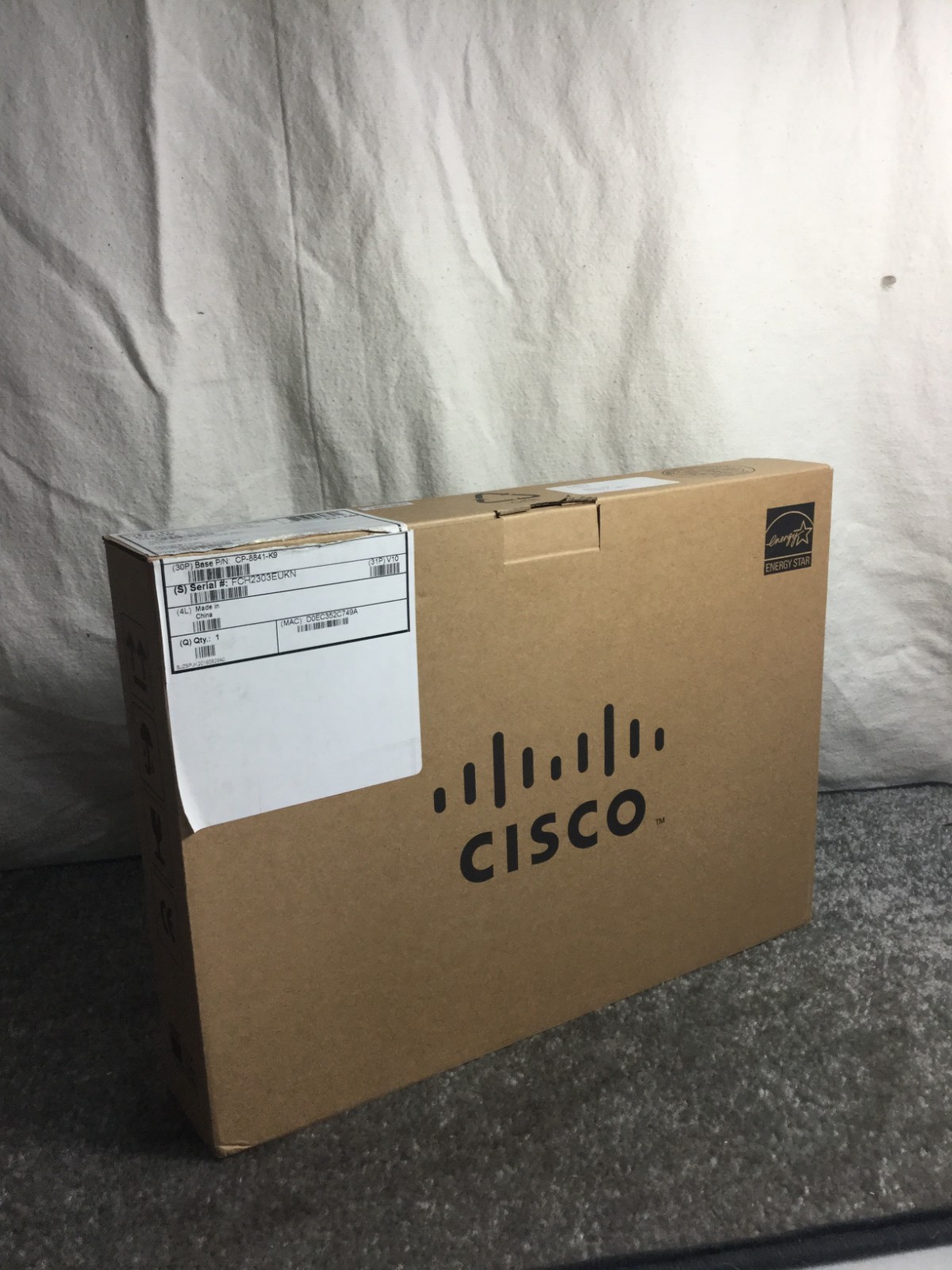 Cisco CP-8841-K9 5-Lines Corded VoIP Phone - Black