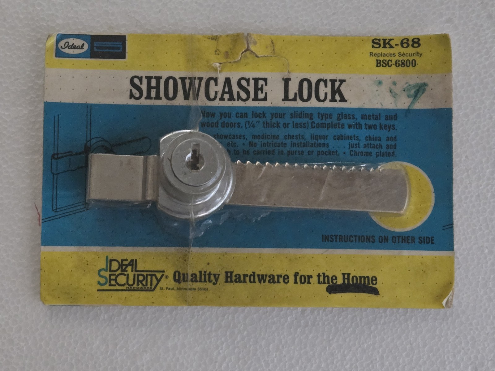 VINTAGE IDEAL SECURITY SHOWCASE LOCK ( NEW OLD STOCK )