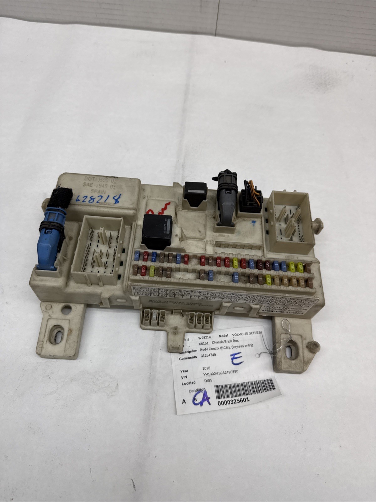 OEM Volvo S40 V50 C30 Fuse Box Body Control Module 31254749 100410