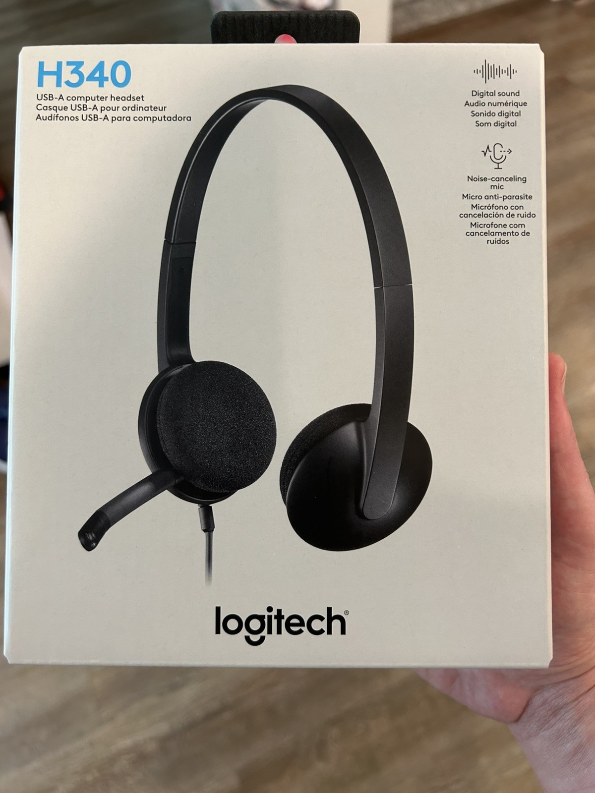Logitech H340 USB (New in box) Computer Headset Noise Cancelling Mic
