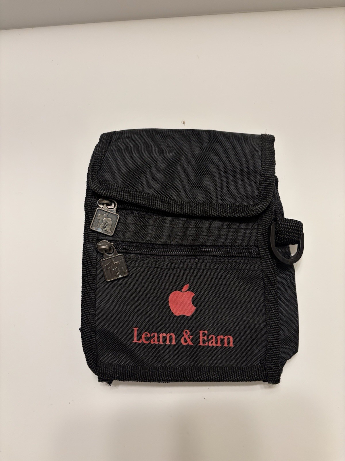 Vintage Promotional Apple Logo Learn & Earn Pouch Carrying Case Red Letters Rare