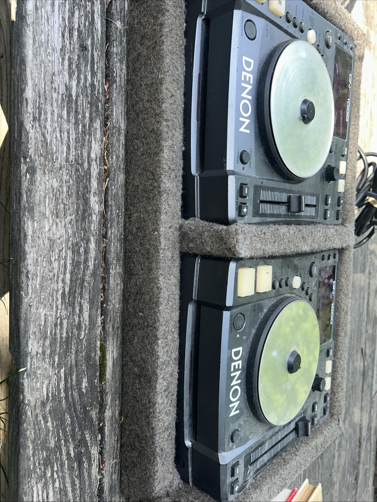 Denon Dn-s1000 Tabletop DJ Cd/MP3 Player