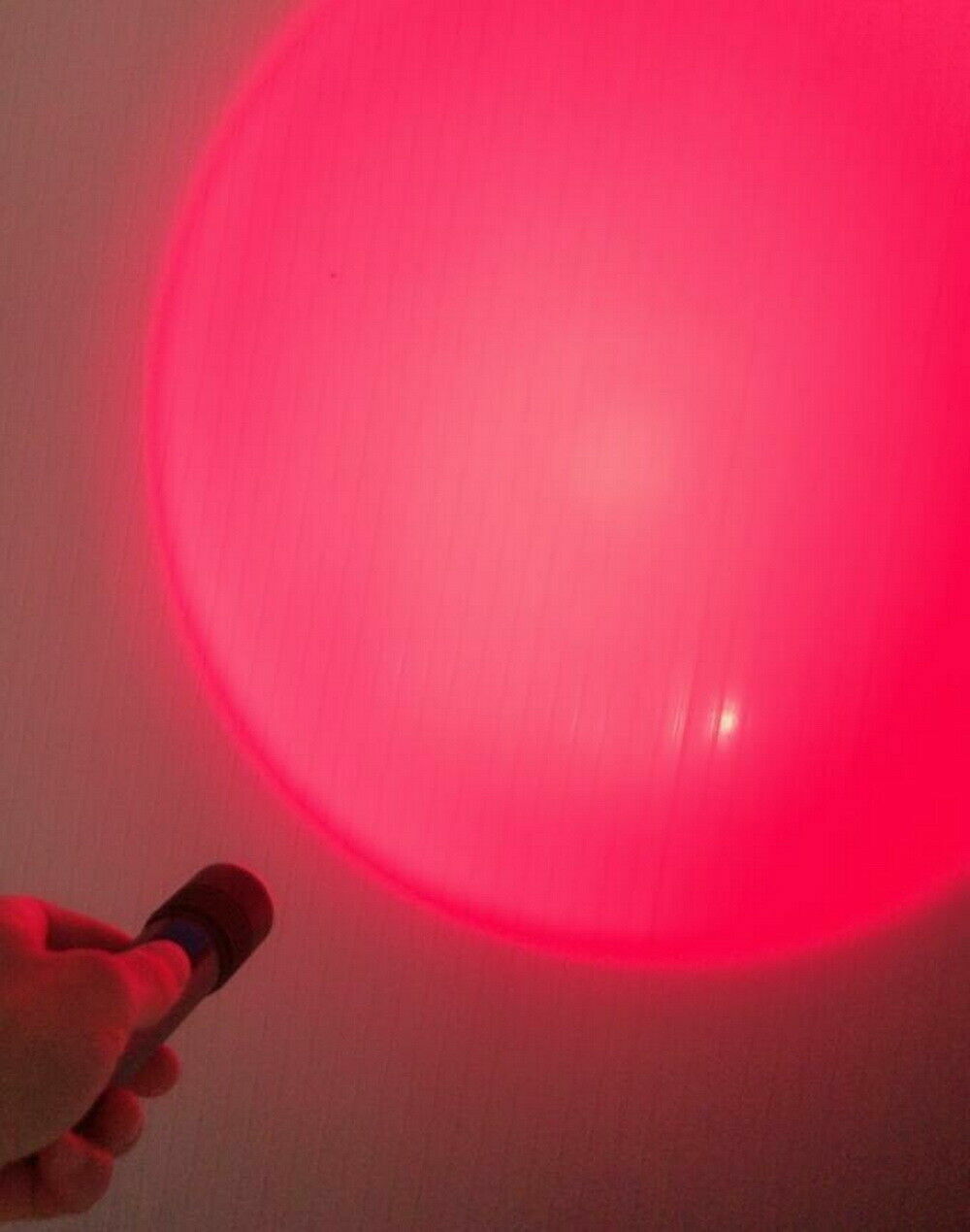 670nM USB Deep Red Light LED Flashlight Against Deteriorating Eyesight