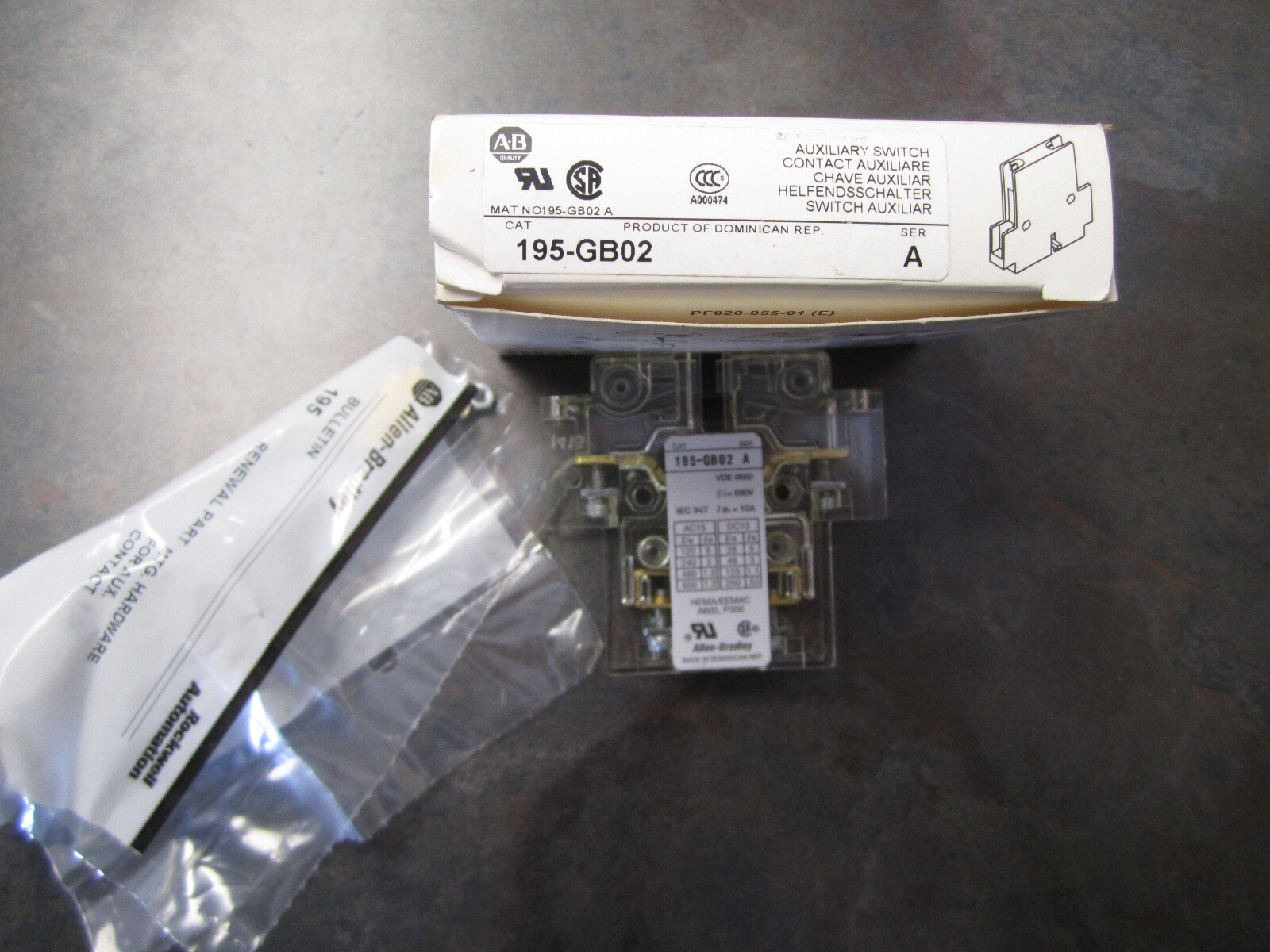NEW ALLEN BRADLEY 195-GB02 AUXILIARY CONTACT