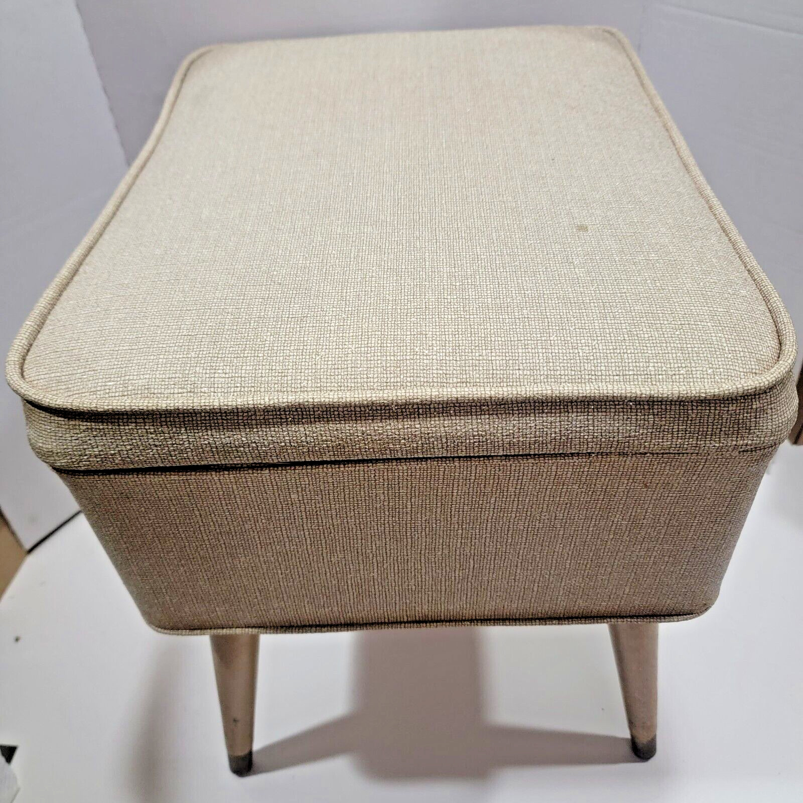 Vintage Beige Vinyl Sewing Seat Hassock Ottoman w/Storage