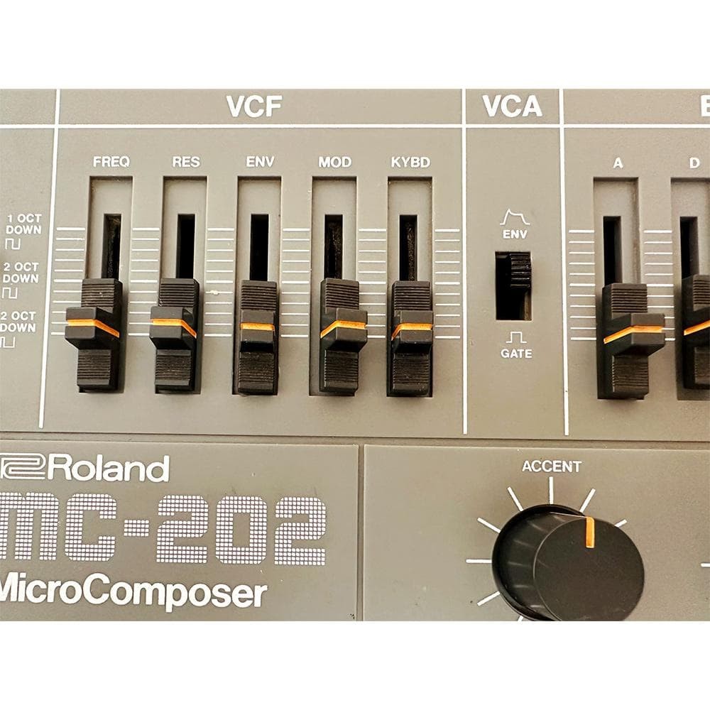 Roland MC-202 MicroComposer Vintage Analog Synthesizer Sequencer Tested