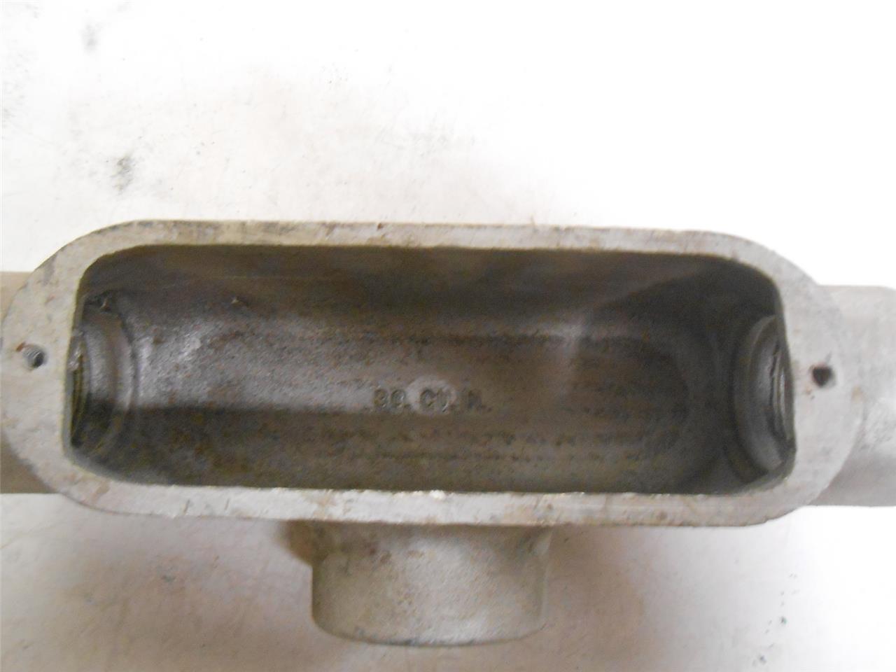 Appleton Unilet 1-1/2" T Conduit, Form 35