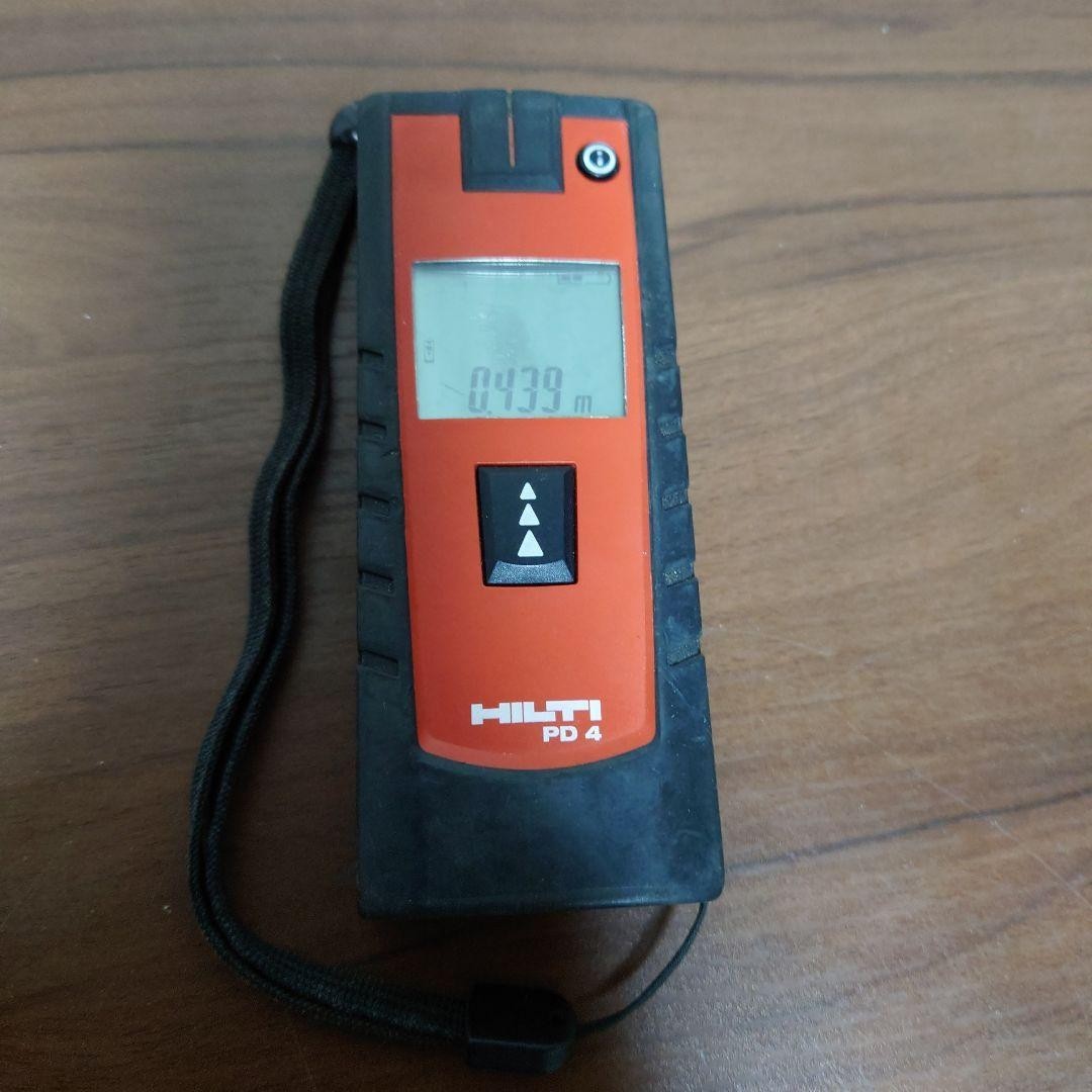 HILTI PD4 Laser Rangefinder Distance Meter Confirmed working with case used
