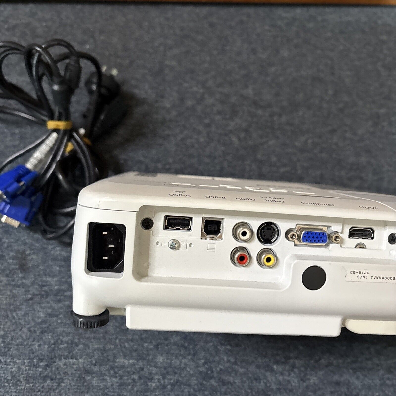 Epson EB-S120 LCD Projector HDMI VGA S-Video