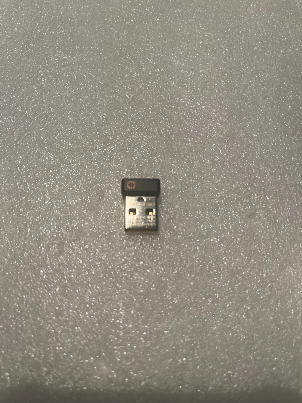 Logitech Keyboard or Mouse USB Receiver (IC: 4418A-CU0008)