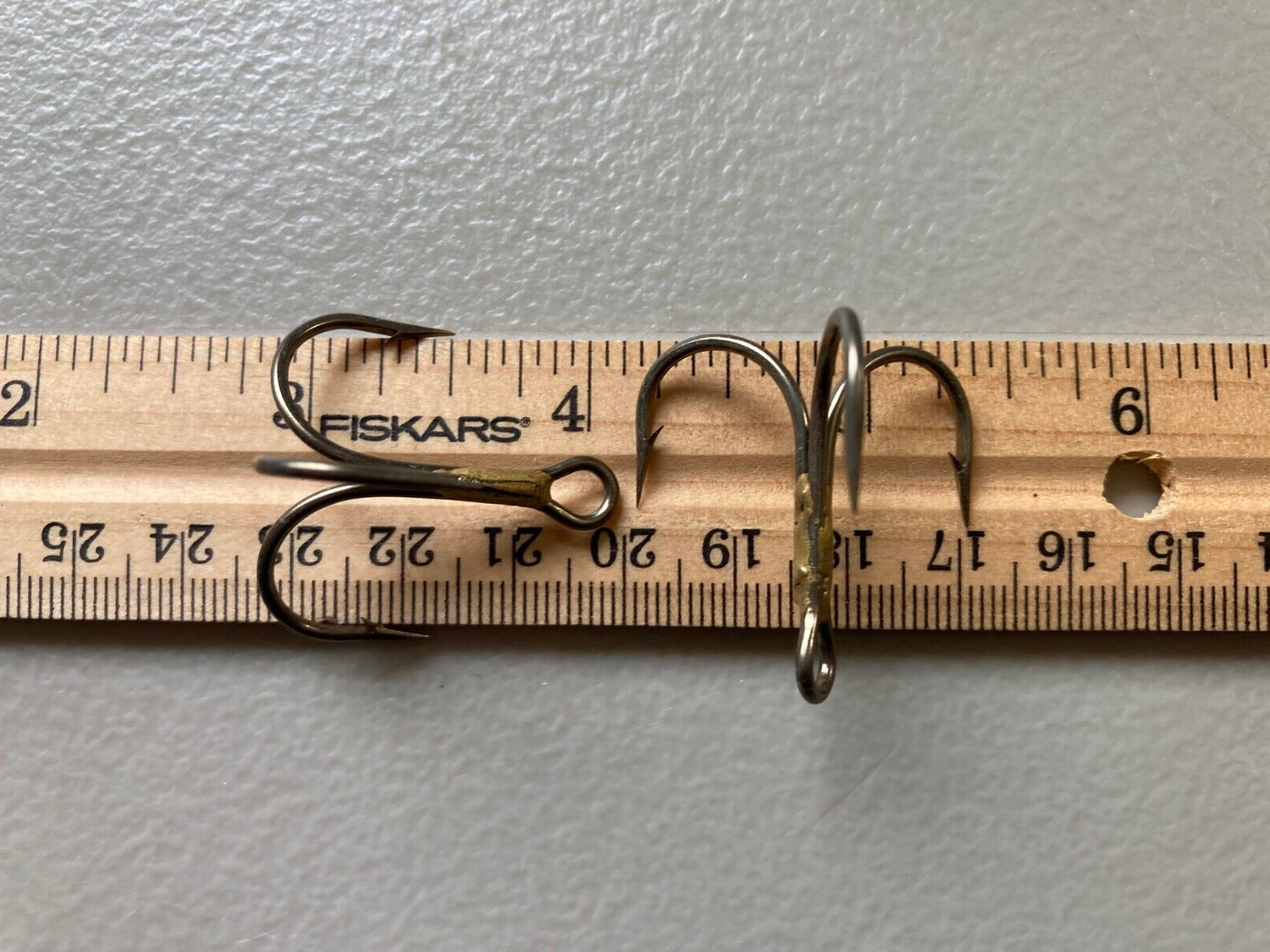 30 Eagle Claw 3934M TREBLE HOOKS 3X STRONG 3/0 STRAIGHT POINT BRONZE