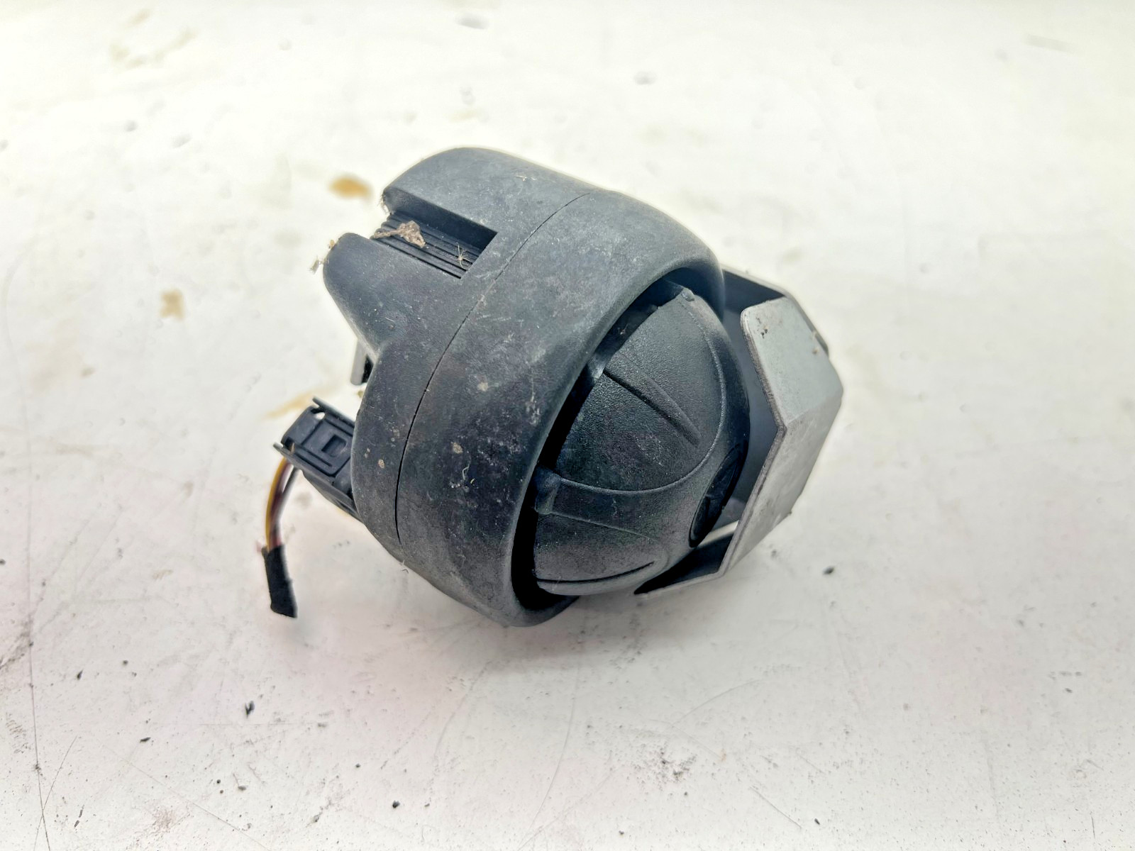 1999-2004 Mercedes SLK230 S430 S500 Anti Theft Alarm Horn Siren 2208202826 OEM