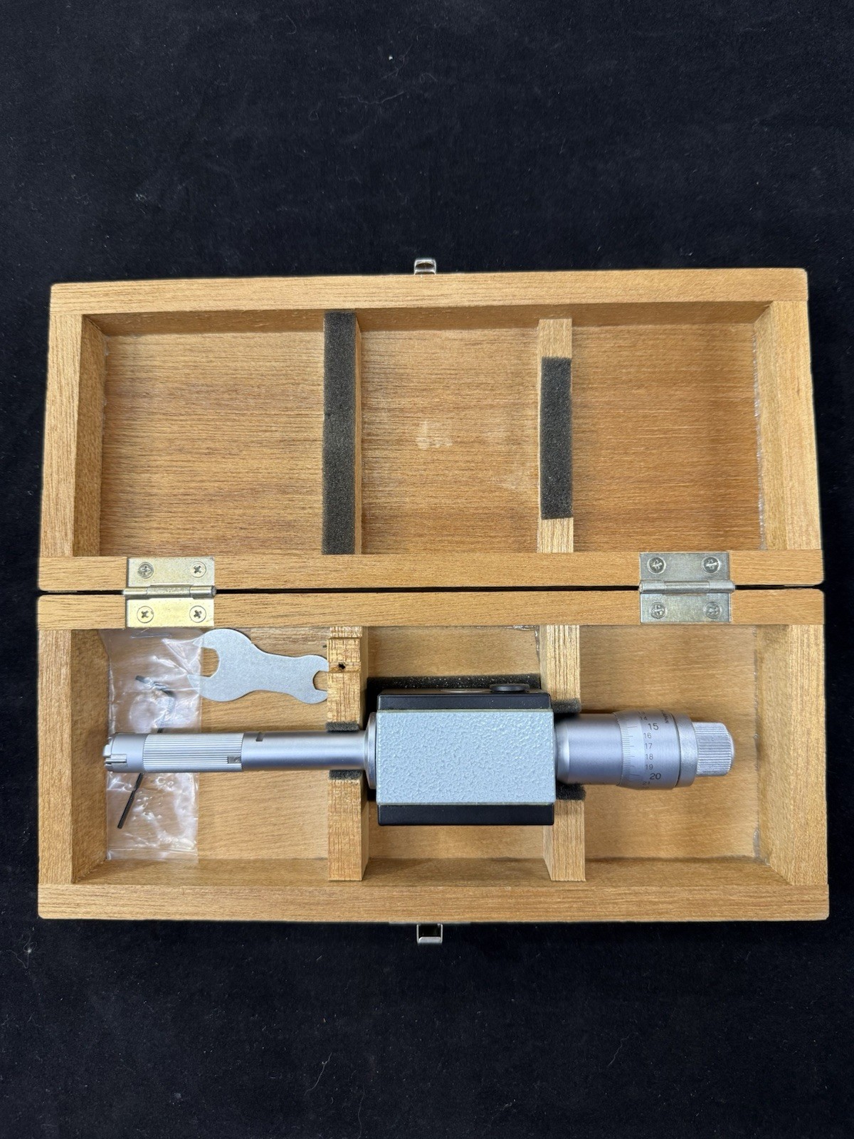 Mitutoyo 468-204 Holtest Internal Micrometer