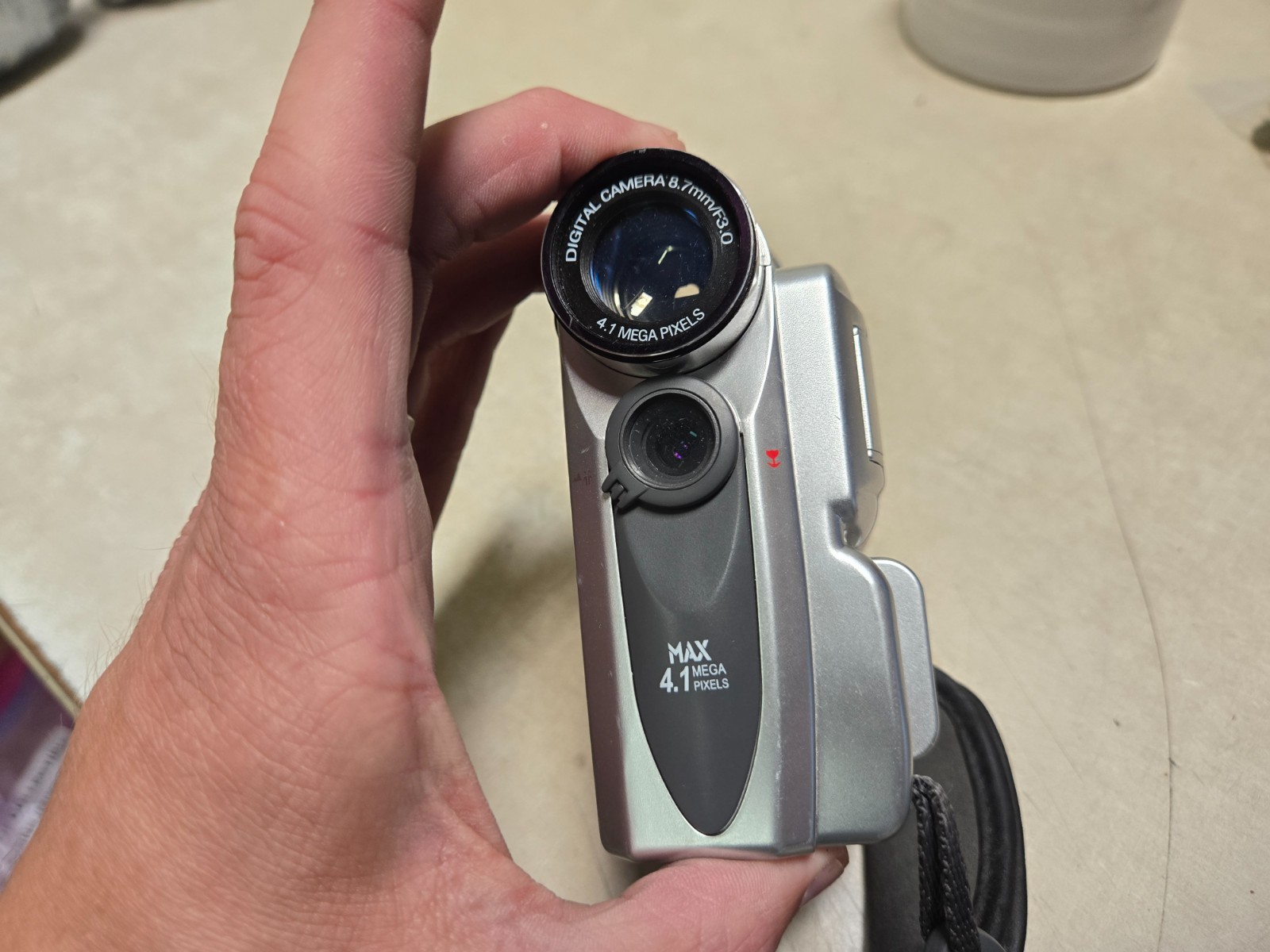 DV5 Plus 4.1 Megapixels Digital Camera/Video Camcorder Camcorder only!